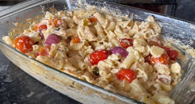 Easy & Delicious Viral Baked Boursin Pasta with Tomatoes