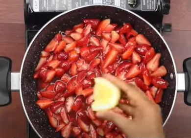 Homemade Strawberry Jam with SURE JELL