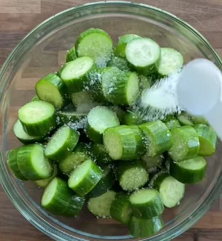 Din Tai Fung-Style Cucumber Salad Recipe